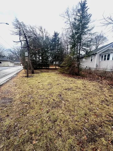 $149,000 | 1 Burtis Avenue, Highland Park, IL 60040