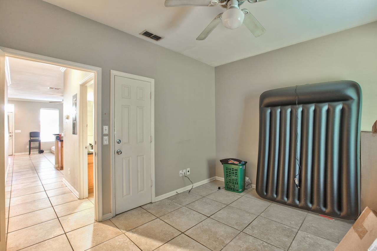 1417 Pullen Road, Unit 302 Tallahassee, FL 32303 - Photo 21 of 31