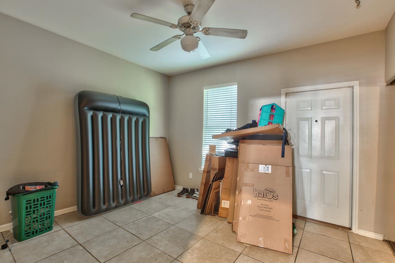 1417 Pullen Road, Unit 302 Tallahassee, FL 32303 - Photo 22 of 31