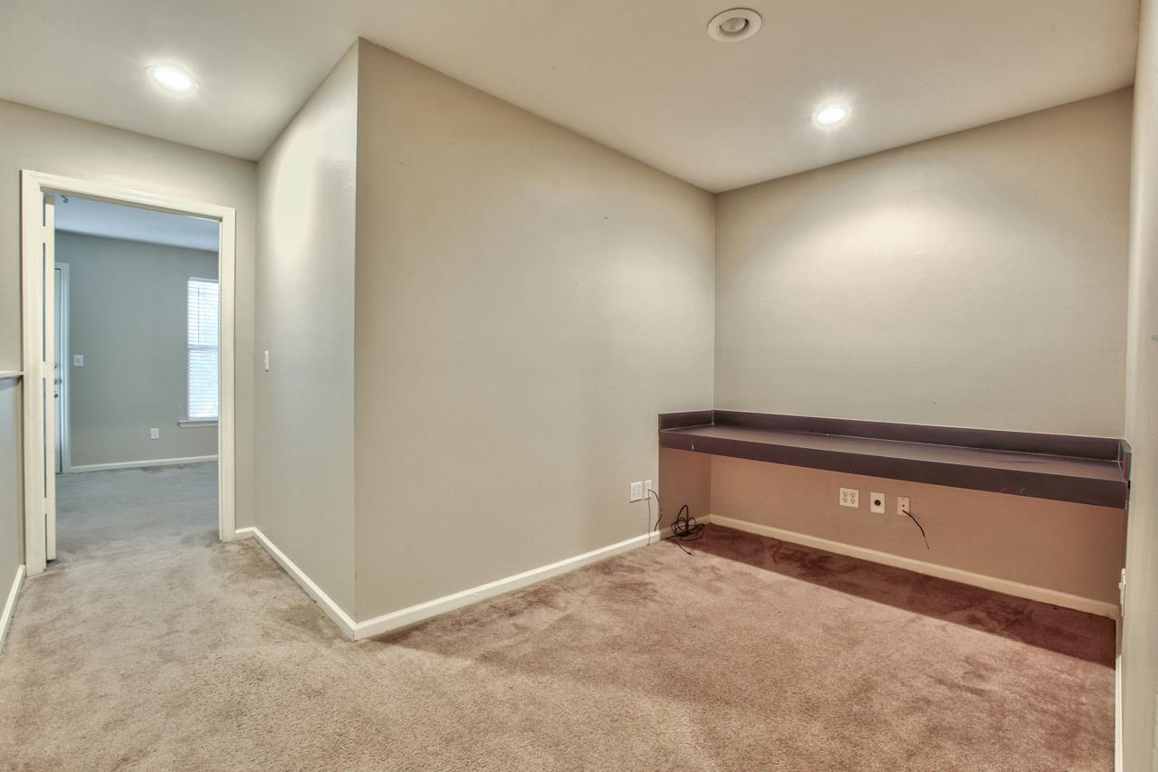 1417 Pullen Road, Unit 302 Tallahassee, FL 32303 - Photo 8 of 31