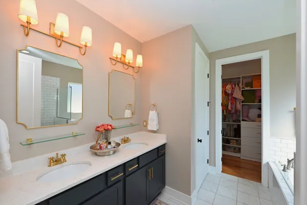 $565,000 | 553 Oakvale Lane, Mount Juliet, TN 37122