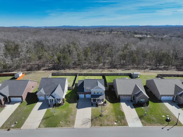 $565,000 | 553 Oakvale Lane, Mount Juliet, TN 37122