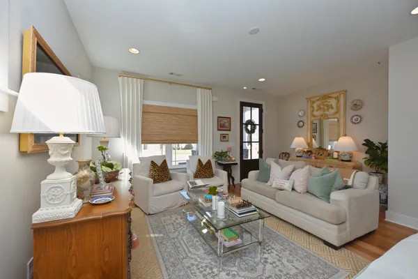 $565,000 | 553 Oakvale Lane, Mount Juliet, TN 37122