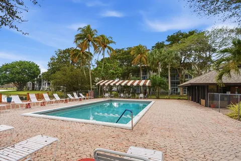 $205,000 | 9410 Poinciana Place, Unit 108, Davie, FL 33324