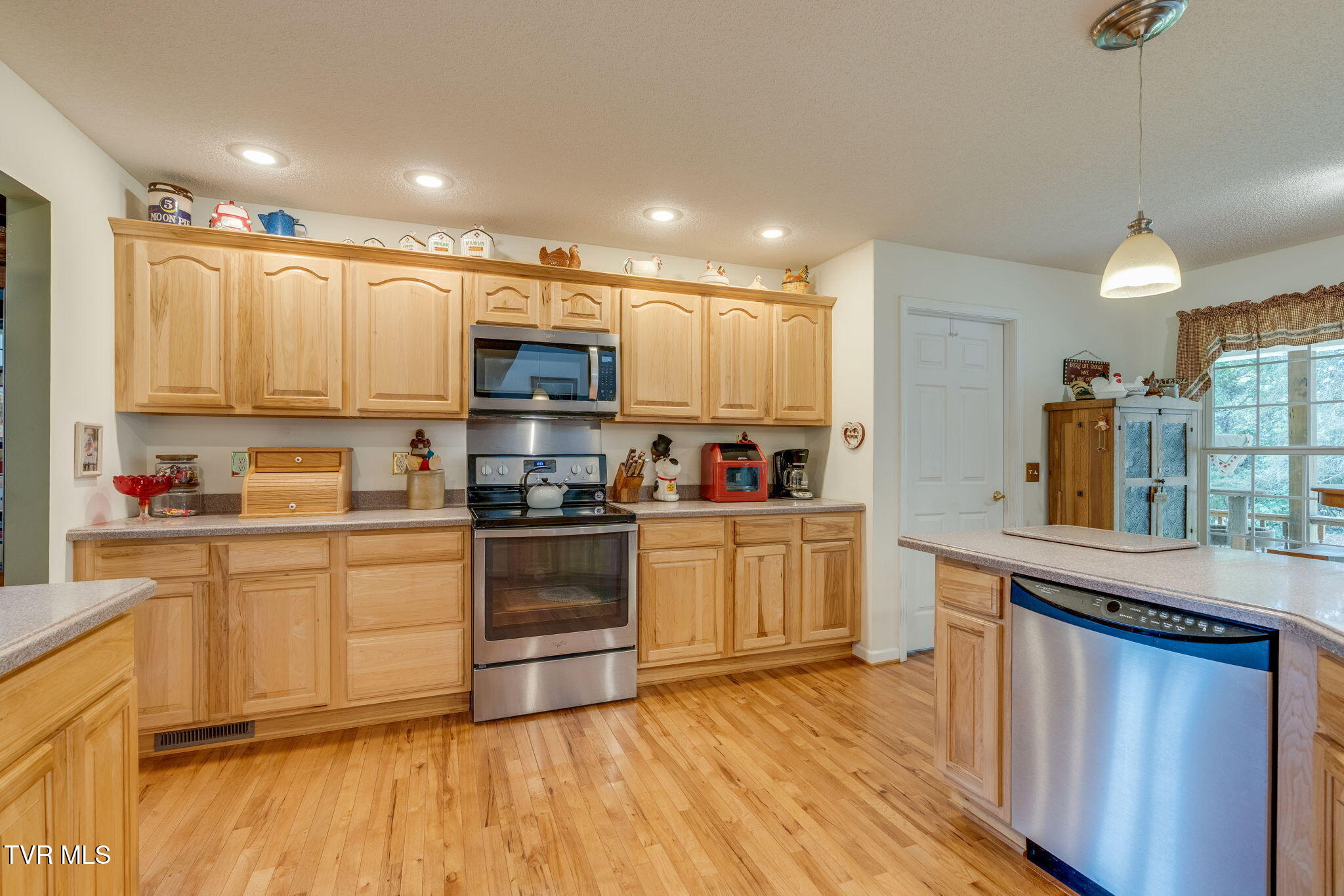 490 Cockatiel Road Limestone, TN 37681 - Photo 16 of 85 010