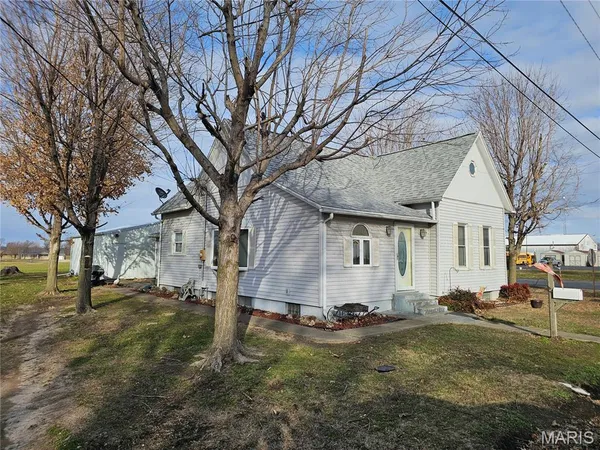 $135,000 | 307 East Jenkins Street, Steeleville, IL 62288