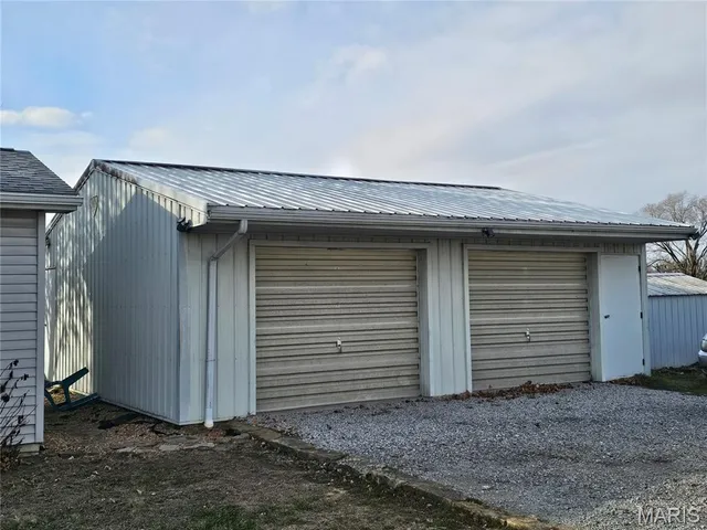 $135,000 | 307 East Jenkins Street, Steeleville, IL 62288