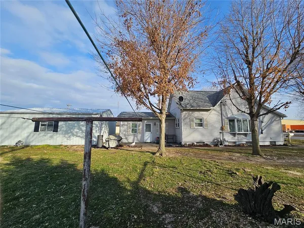 $135,000 | 307 East Jenkins Street, Steeleville, IL 62288