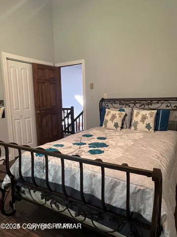 a close view of dresser