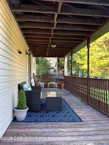 $2,400 | 1144 7 Nations Drive, Tobyhanna, PA 18466