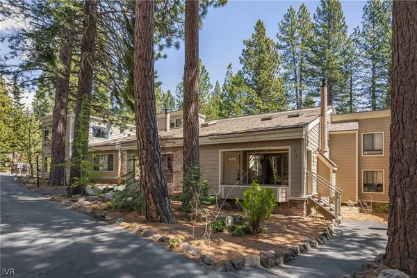 $1,157,000 | 121 Juanita Drive, Unit 216, Incline Village, NV 89451