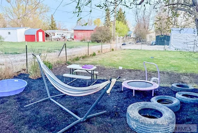 $180,000 | 635 Decoria Avenue, Arco, ID 83213