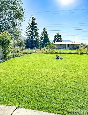 $180,000 | 635 Decoria Avenue, Arco, ID 83213