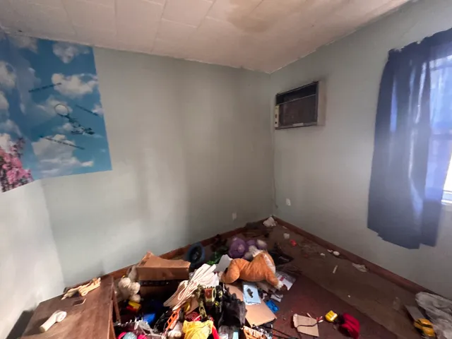 $13,000 | 315 West Washington Street, Blandinsville, IL 61420