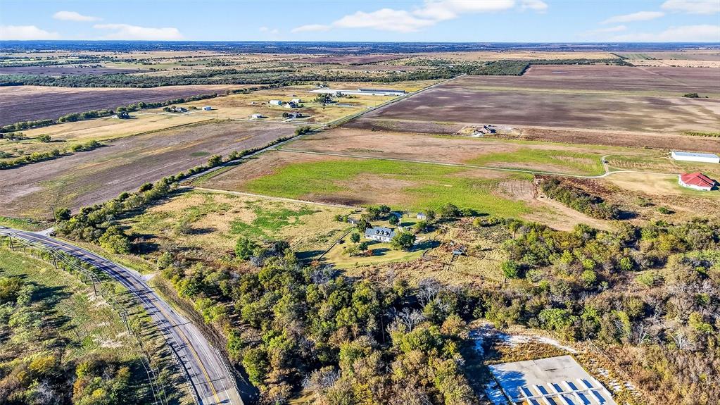 120 Vaughan Lane Tioga, TX 76271 - Photo 4 of 21 a view of an ocean