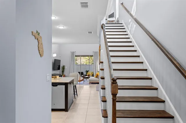 $3,450 | 8711 Terracina Lake Drive, Tampa, FL 33625