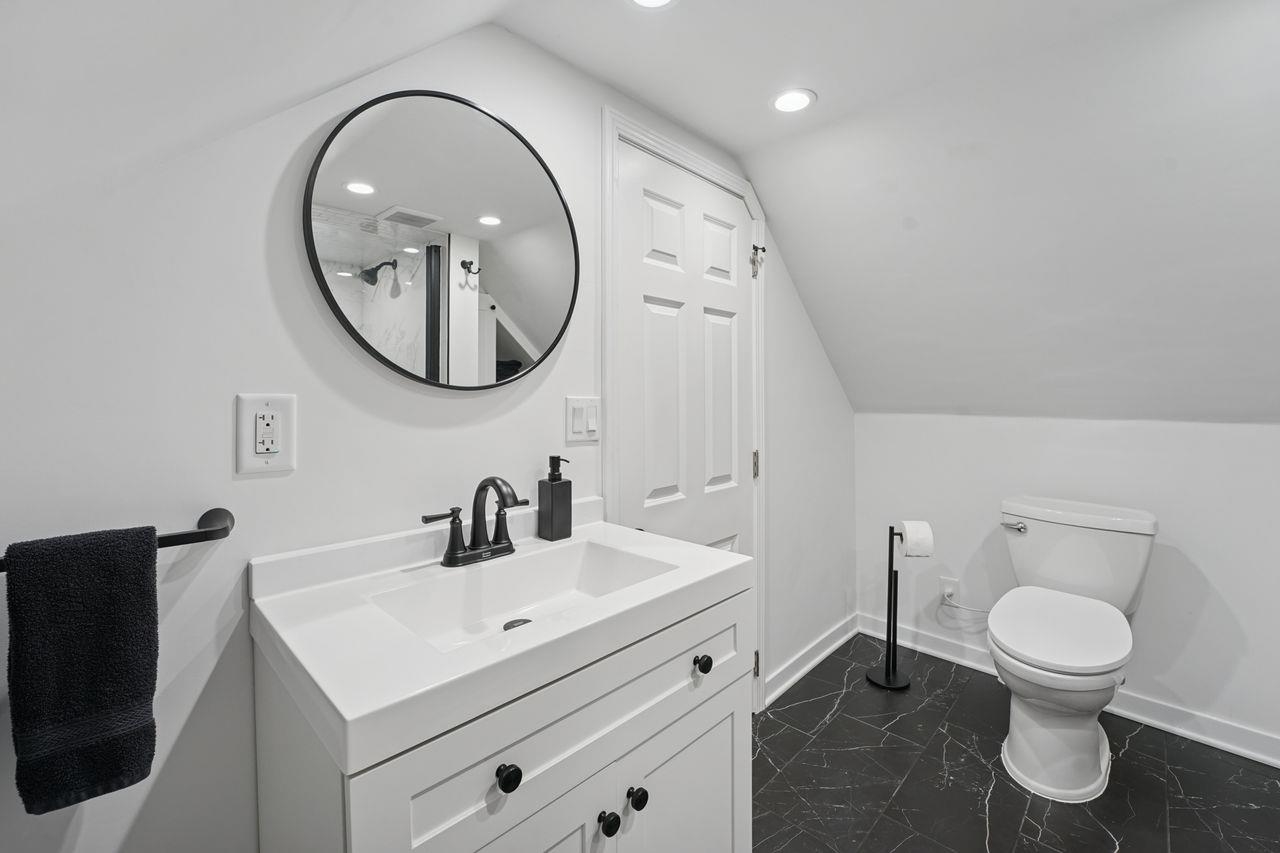 907 East 7th Street Duluth, MN 55805 - Photo 15 of 20