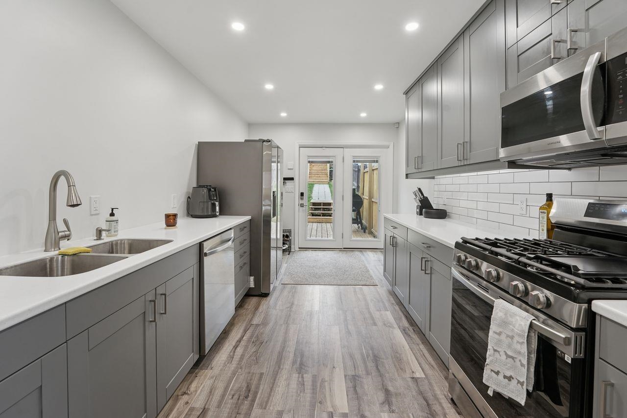 907 East 7th Street Duluth, MN 55805 - Photo 17 of 20