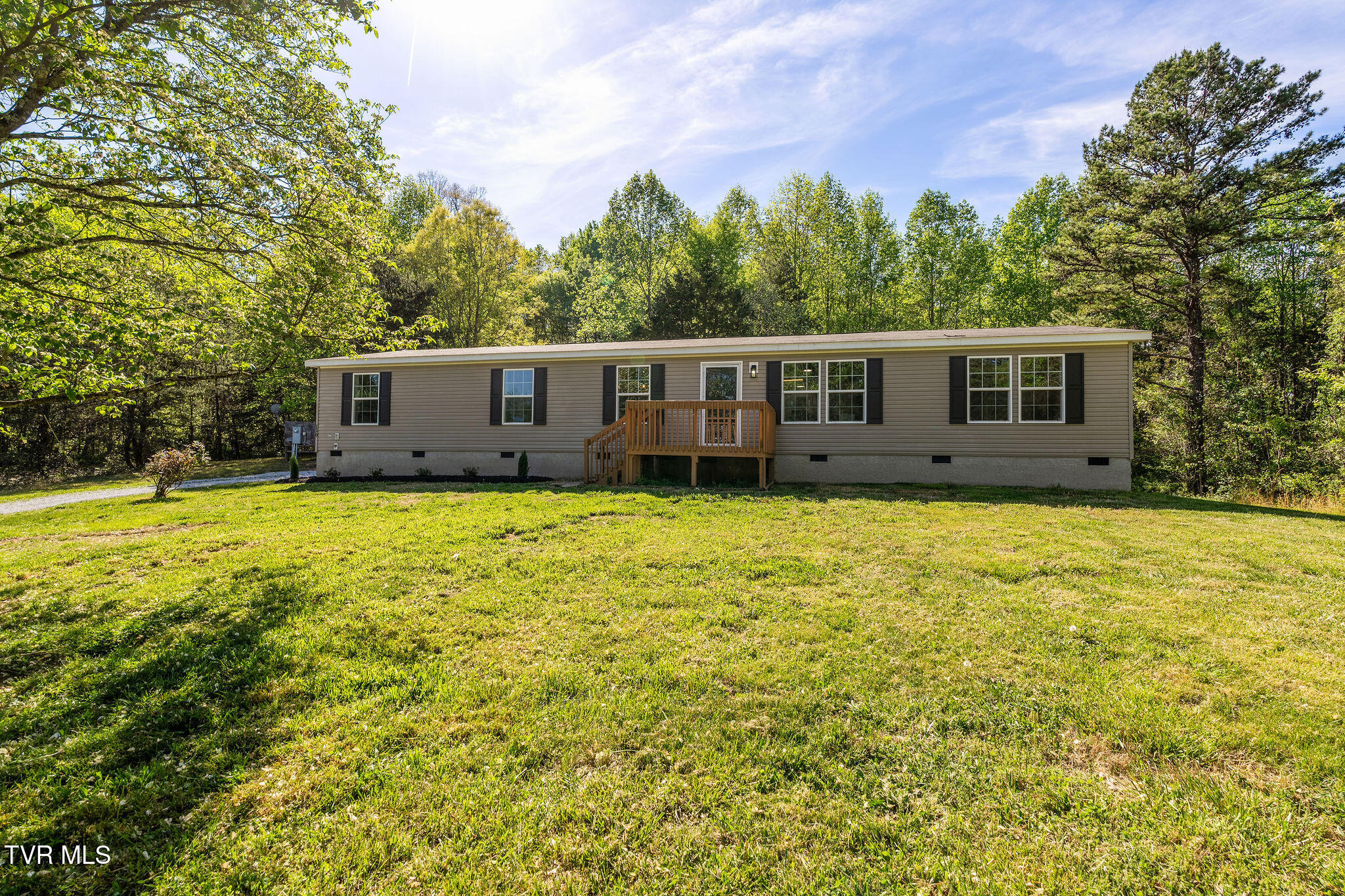 110 Keller Road Afton, TN 37616 - Photo 1 of 68 DSC04561