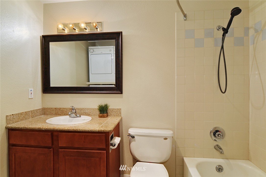 20328 Bothell Everett Highway, Unit B104 Bothell, WA 98012 - Photo 7 of 12