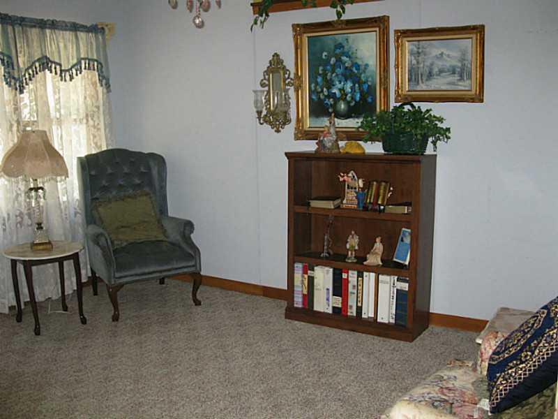 4963 Peoga Road Trafalgar, IN 46181 - Photo 2 of 15 Gallery Image 2