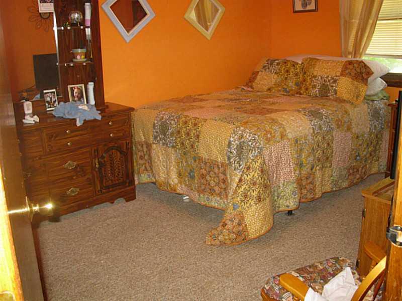 4963 Peoga Road Trafalgar, IN 46181 - Photo 8 of 15 Gallery Image 8