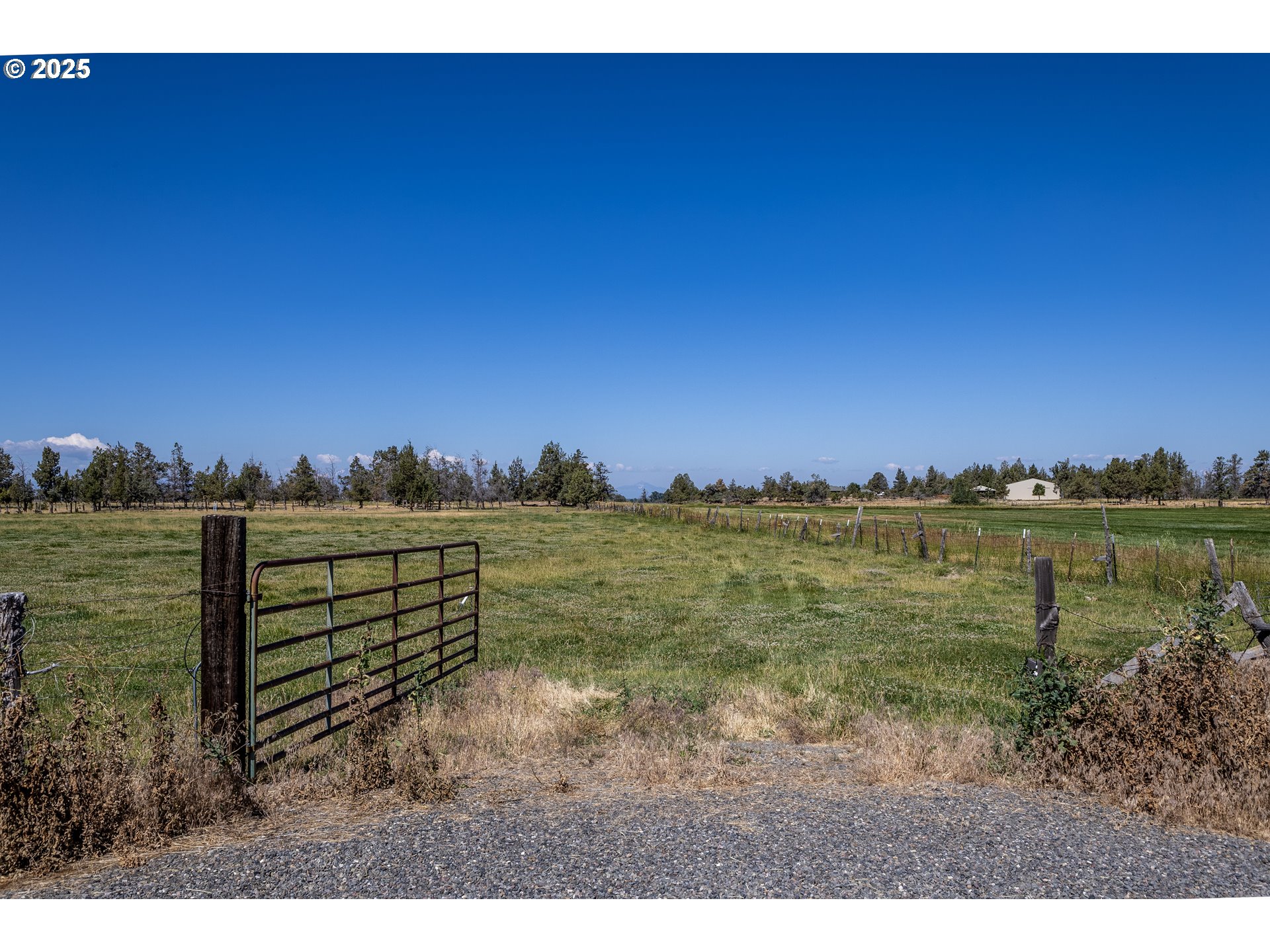 Southwest Parrish Lane Powell Butte, OR 97753 - Photo 2 of 8 Gallery Image 2