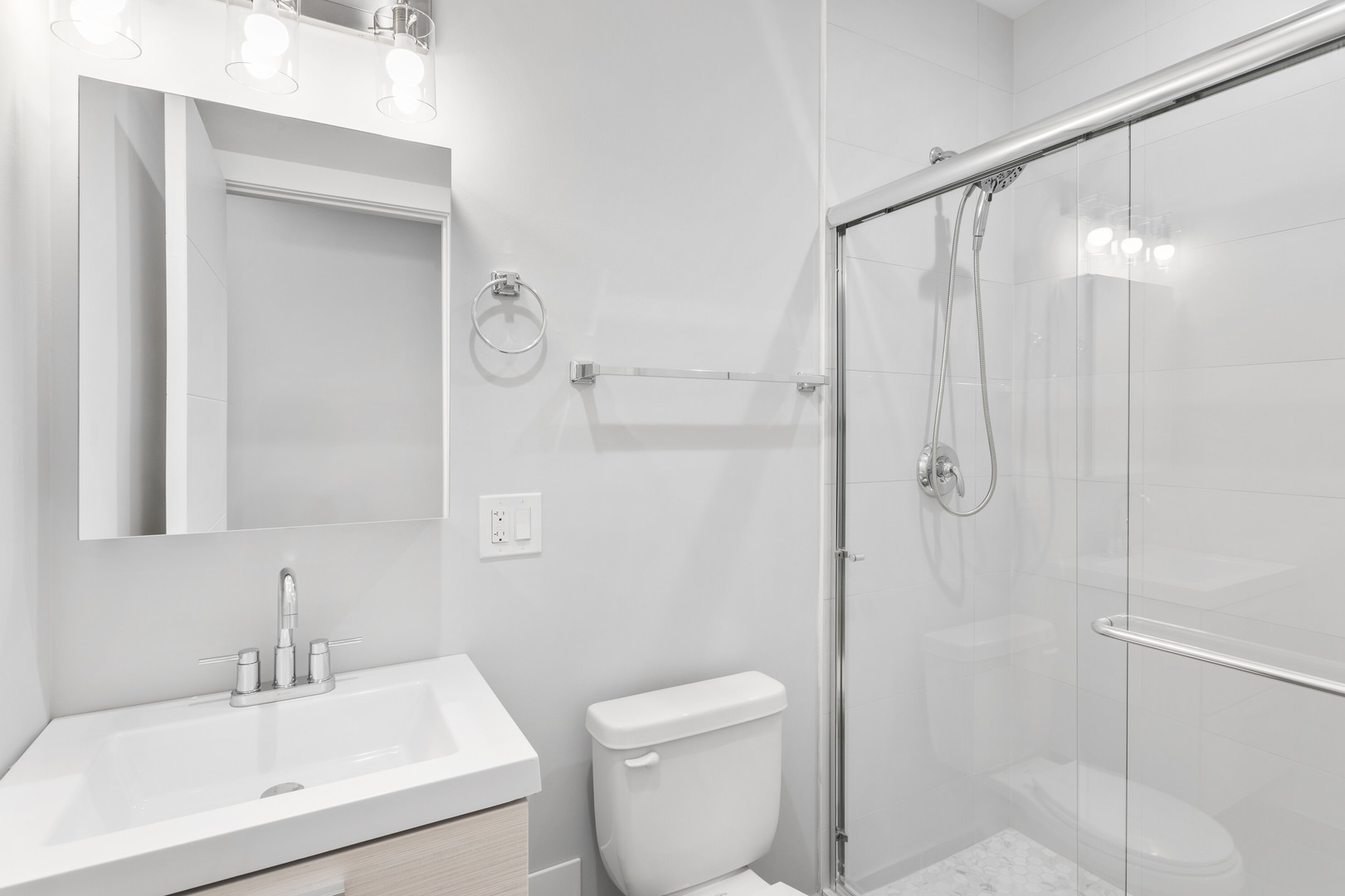 1554 West Juneway Terrace, Unit 3R Chicago, IL 60626 - Photo 12 of 19