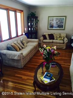 690 West Fingerboard Road Staten Island, NY 10305 - Photo 6 of 8 6