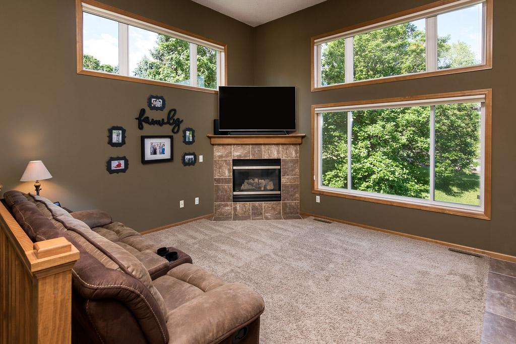 3835 Raspberry Ridge Road Northwest Prior Lake, MN 55372 - Photo 3 of 21