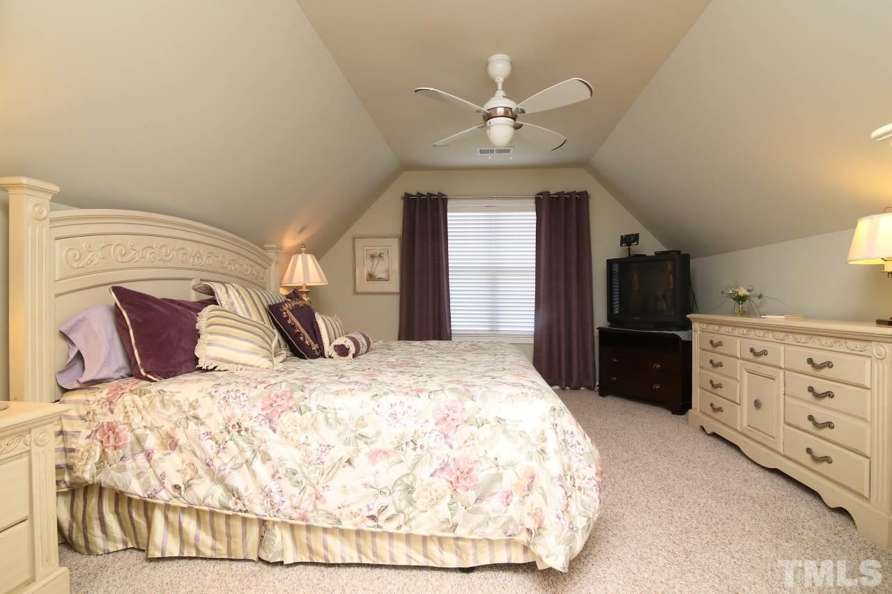 12302 Mossgreen Street Raleigh, NC 27614 - Photo 19 of 25 Gallery Image 19