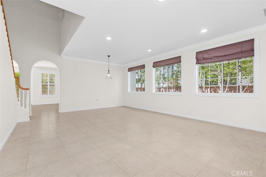 82 Laurelhurst Drive Ladera Ranch, CA 92694 - Photo 4 of 31 Gallery Image 4