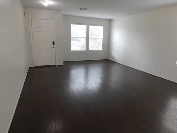 $3,200 | 19130 Yaupon Ranch Drive, Cypress, TX 77433