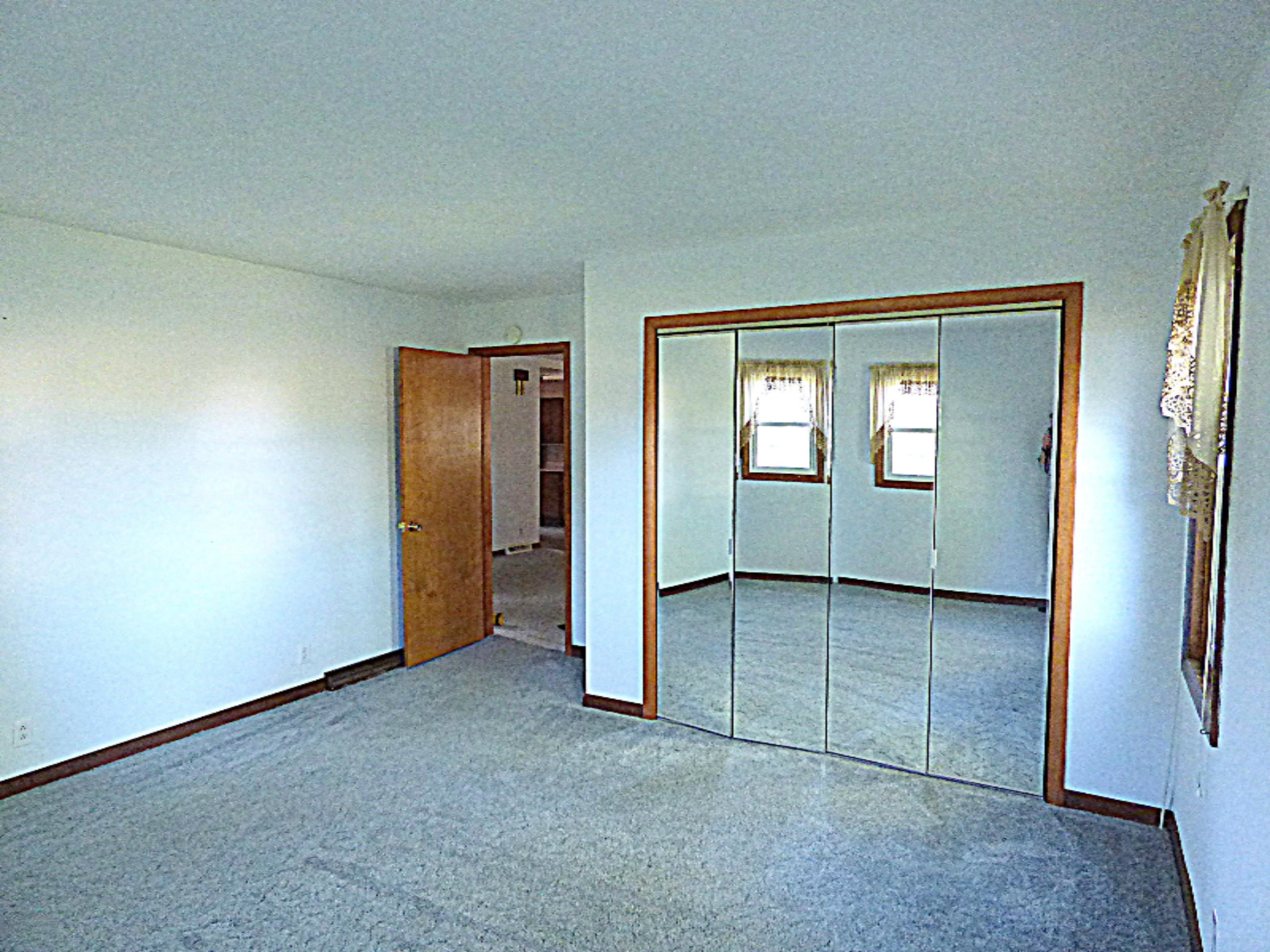 6846 Clymer Road Coloma, MI 49038 - Photo 46 of 48 P1030303-001