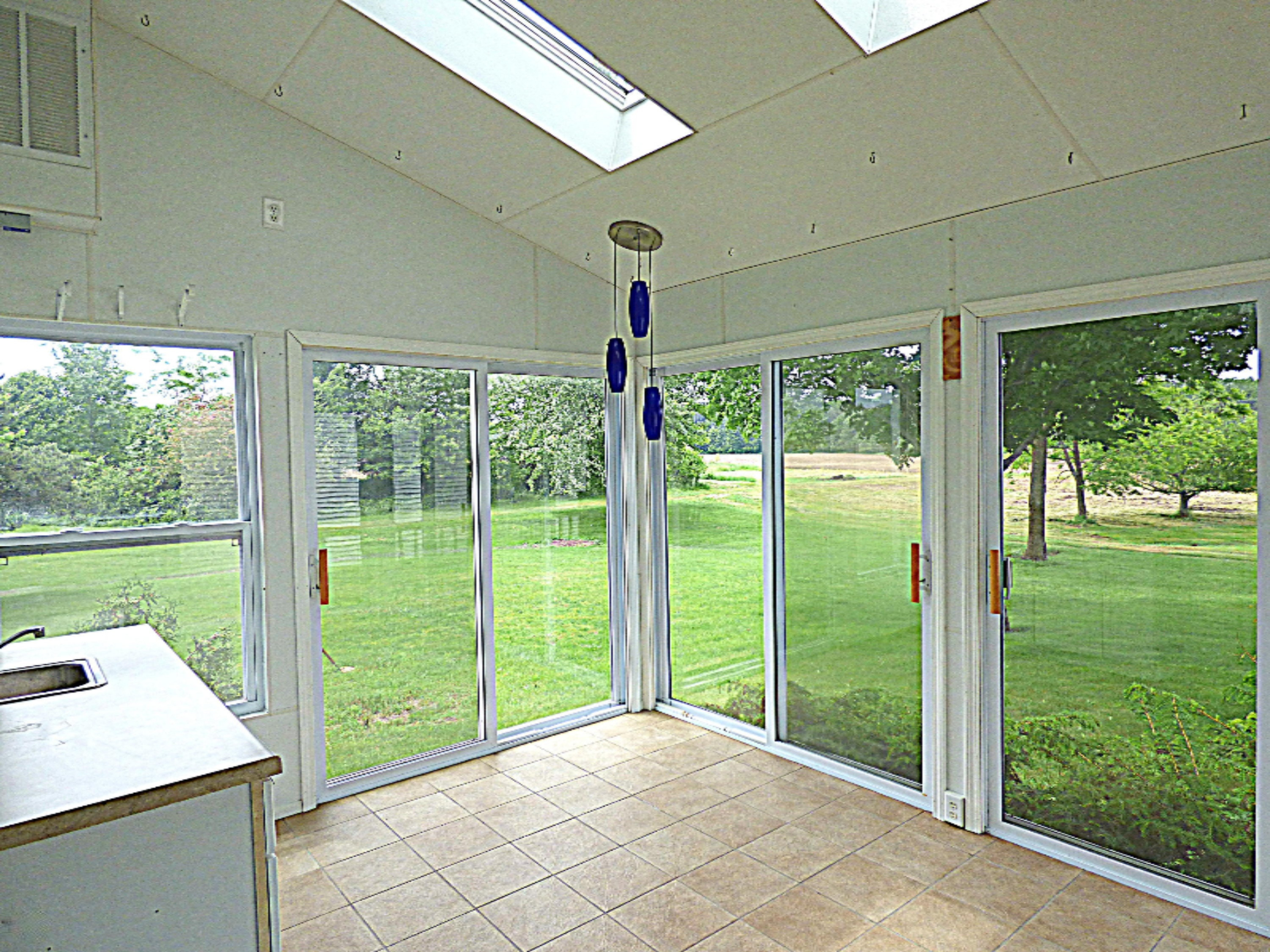 6846 Clymer Road Coloma, MI 49038 - Photo 9 of 48 P1030273