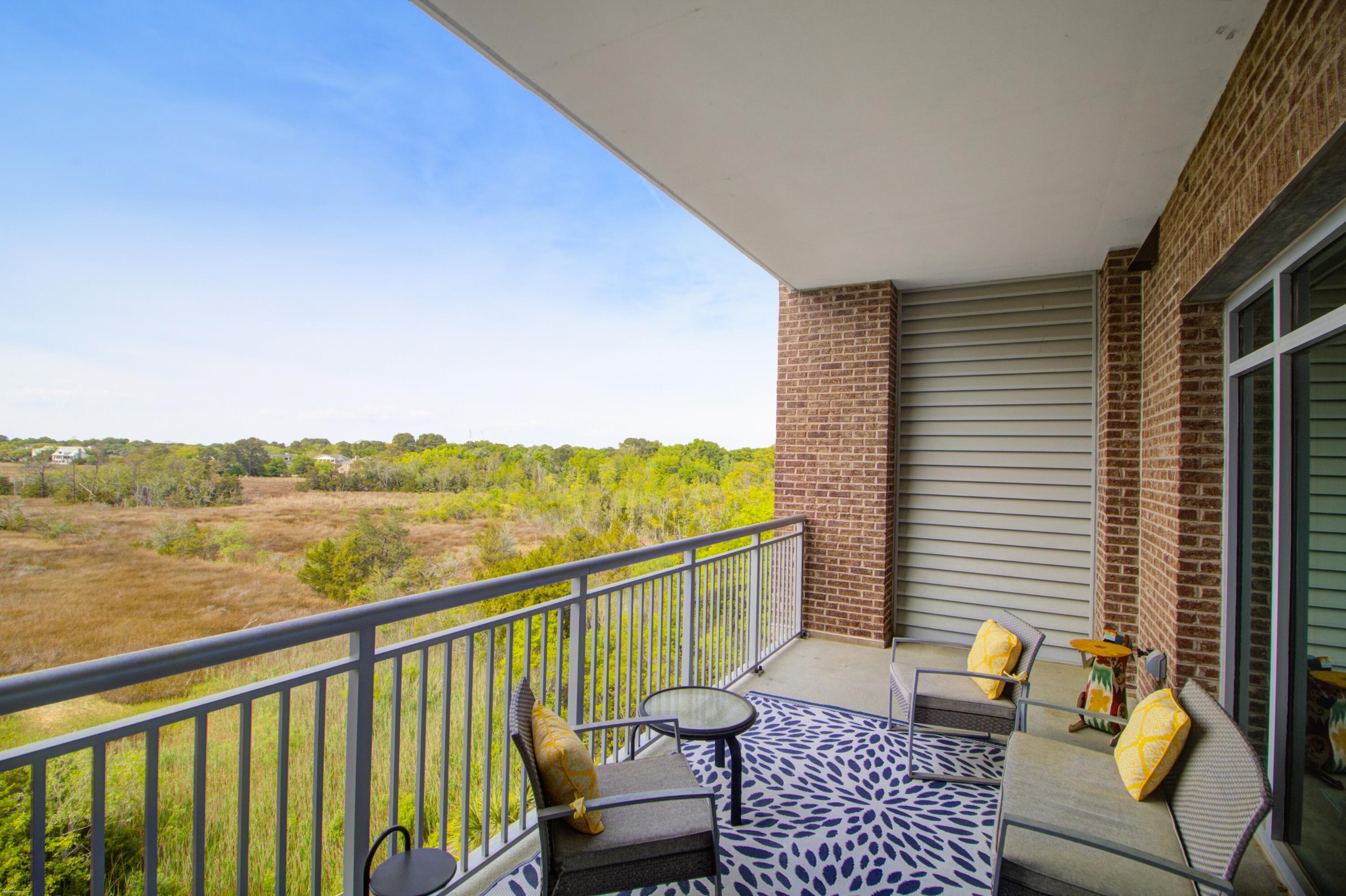 155 Wingo Way, Unit 443 Mount Pleasant, SC 29464 - Photo 34 of 47 Gallery Image 34