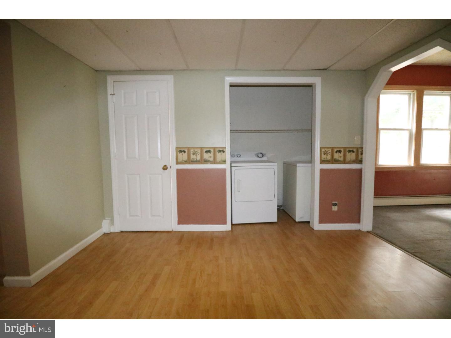 703 Crown Point Road Westville, NJ 08093 - Photo 10 of 19 Gallery Image 10