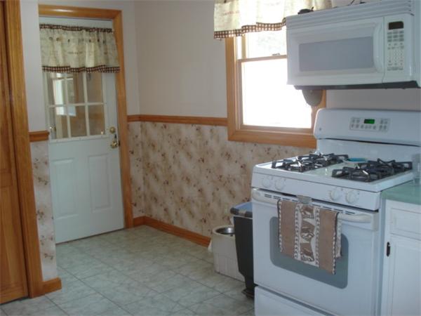 69 Fosdick Road Carver, MA 02330 - Photo 2 of 16 Gallery Image 2