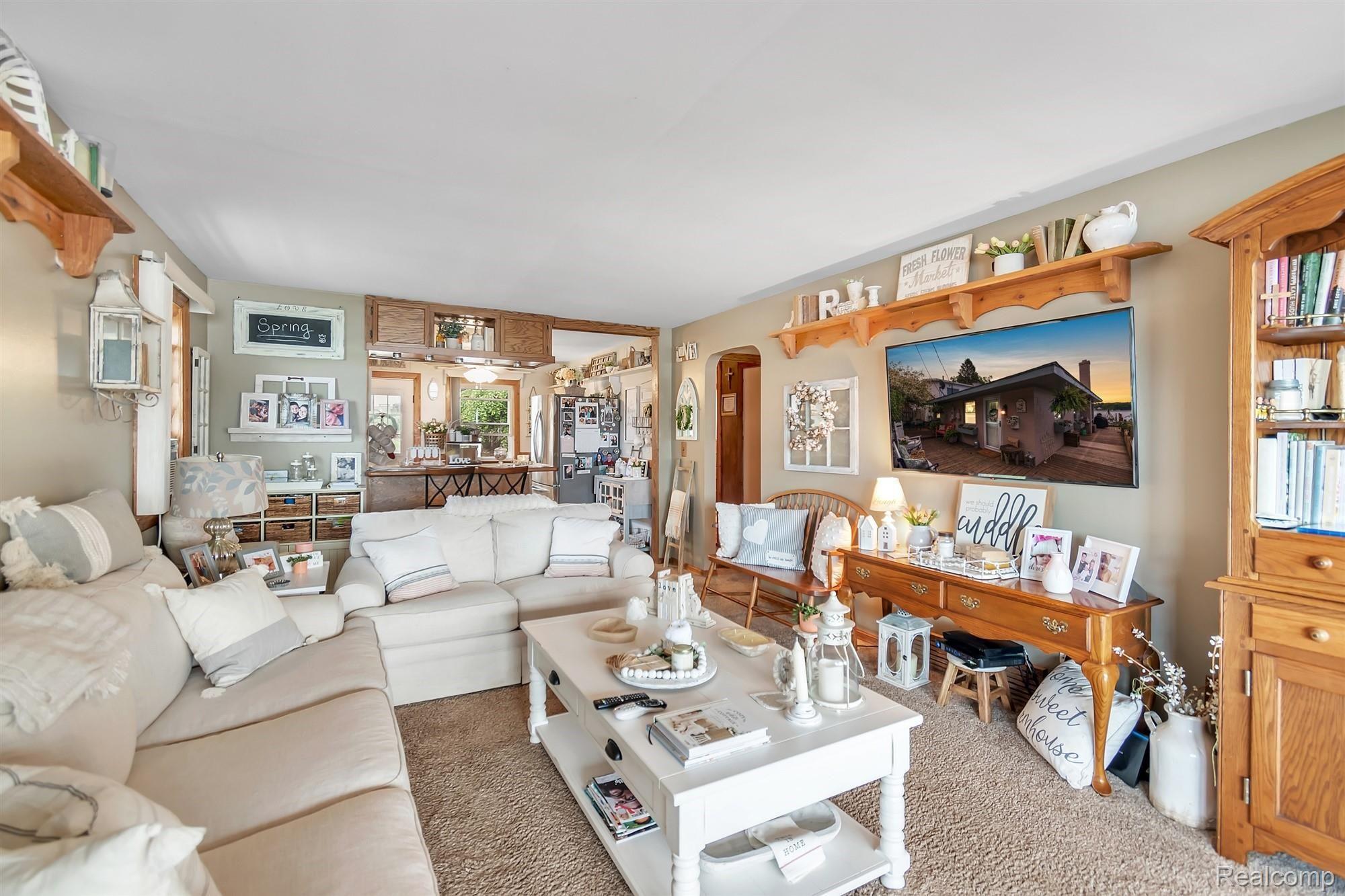 3332 Rush Lake Road Pinckney, MI 48169 - Photo 23 of 36 14-3332 Rush Lake Rd-windowstill-re.jpg