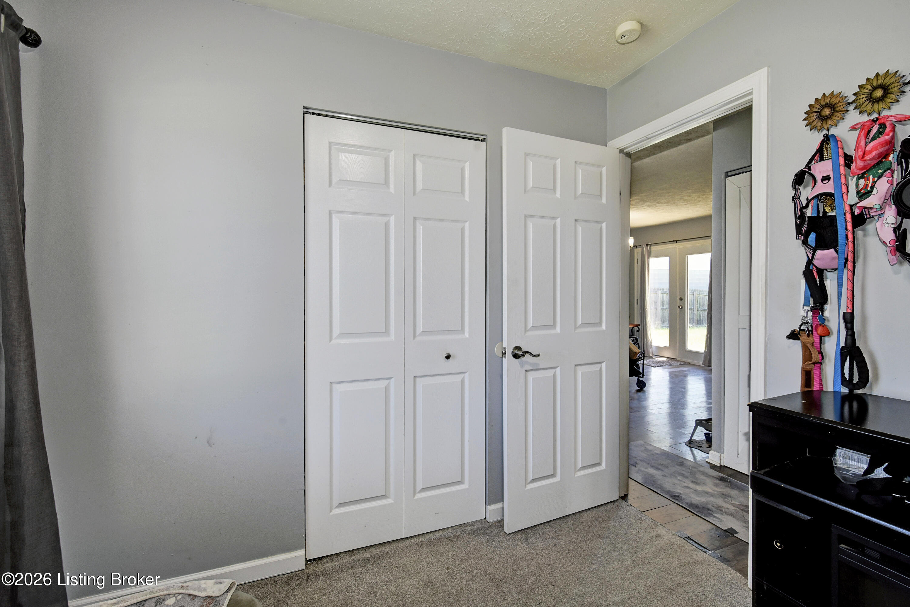 323 Meadowood Road Louisville, KY 40229 - Photo 14 of 25 _DSC8128_30_31