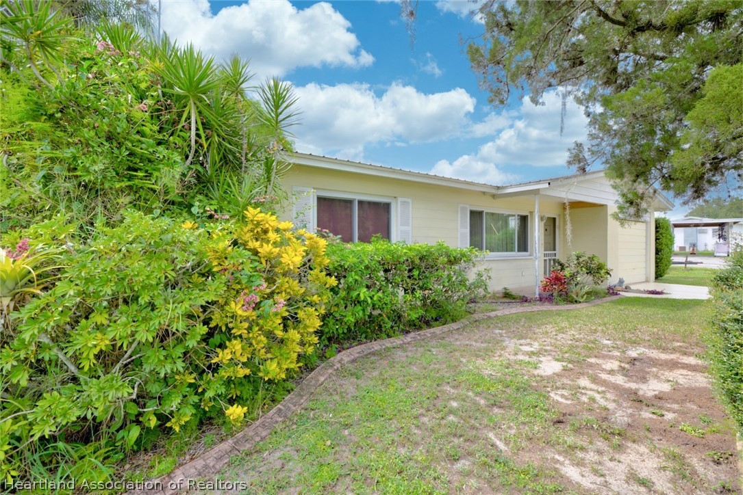 2017 Avalon Road Sebring, FL 33870 - Photo 2 of 36 Gallery Image 2