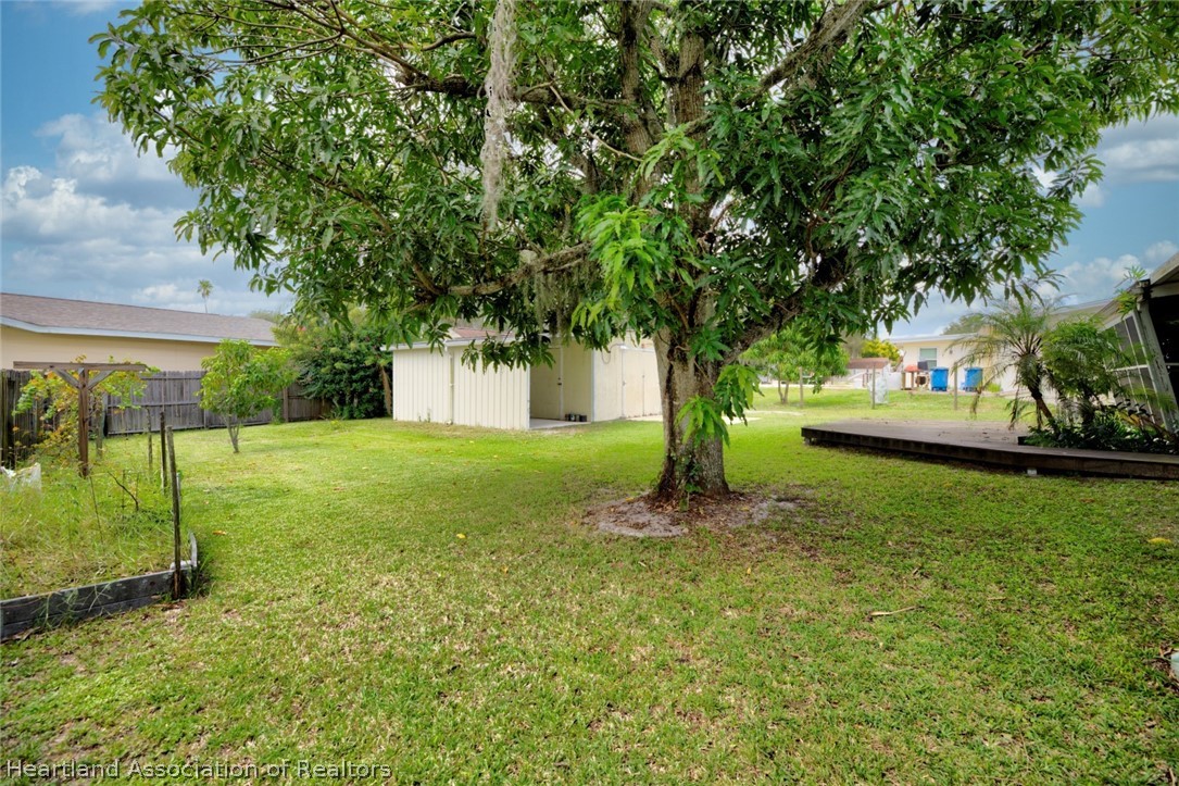 2017 Avalon Road Sebring, FL 33870 - Photo 25 of 36 Gallery Image 25