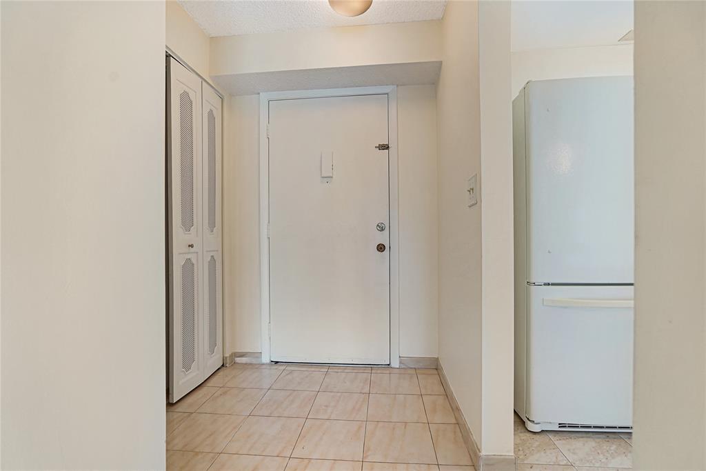 111 Southeast 3rd Avenue, Unit 306 Dania Beach, FL 33004 - Photo 16 of 43