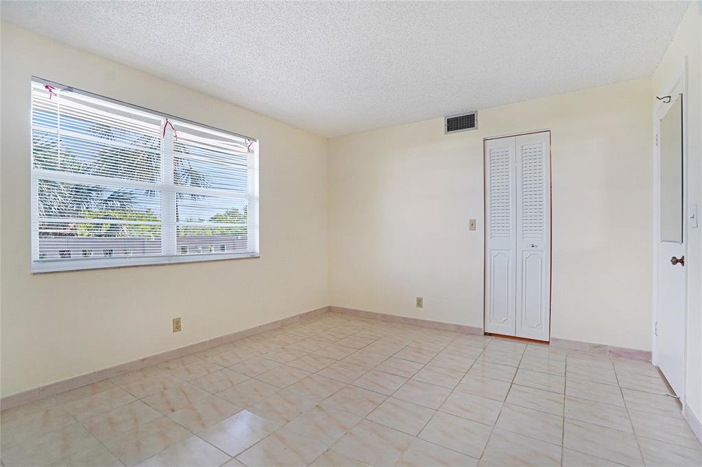 111 Southeast 3rd Avenue, Unit 306 Dania Beach, FL 33004 - Photo 19 of 43