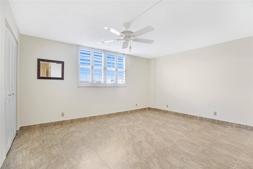 111 Southeast 3rd Avenue, Unit 306 Dania Beach, FL 33004 - Photo 26 of 43