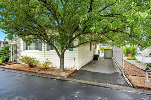 $215,000 | 37 Magnolia Drive, Calistoga, CA 94515