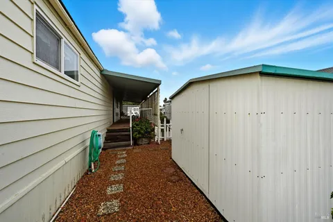 $215,000 | 37 Magnolia Drive, Calistoga, CA 94515