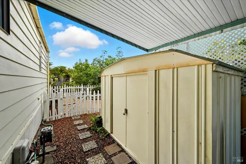 $215,000 | 37 Magnolia Drive, Calistoga, CA 94515