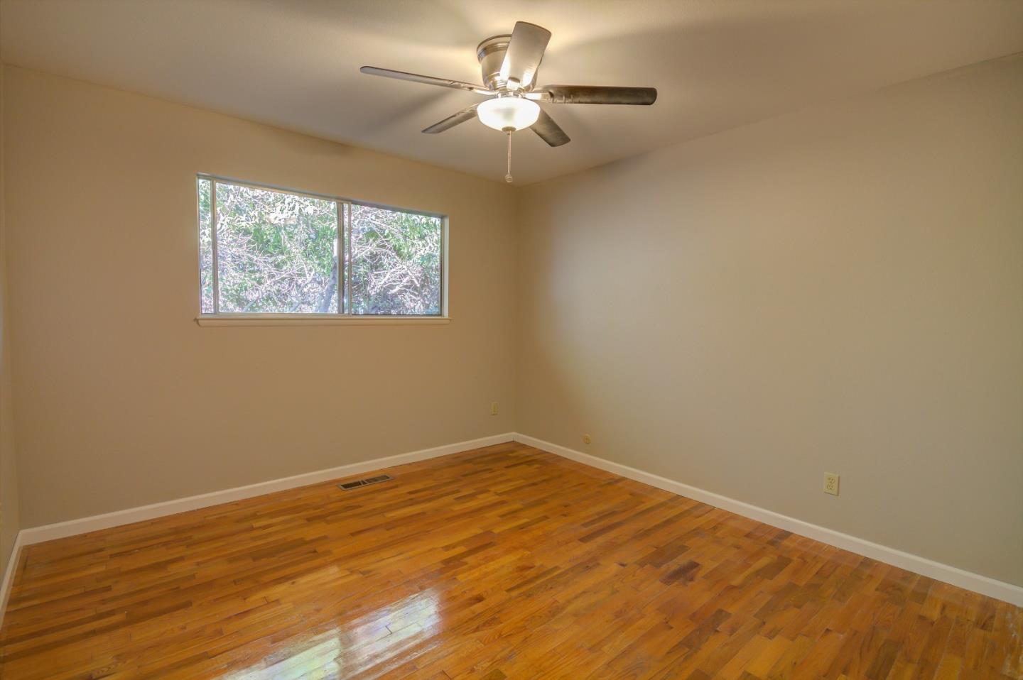 855 Amesti Road Watsonville, CA 95076 - Photo 13 of 17 Gallery Image 13