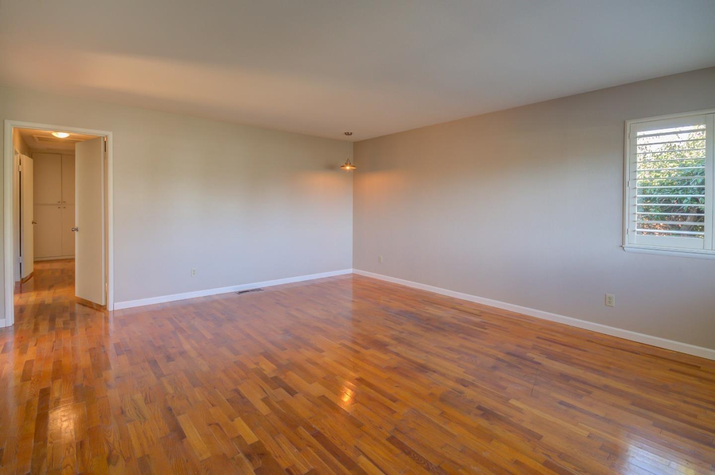 855 Amesti Road Watsonville, CA 95076 - Photo 2 of 17 Gallery Image 2